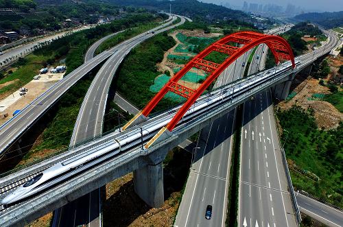 書(shū)寫(xiě)“立體交通”新篇章--“十二五”交通基礎(chǔ)設(shè)施建設(shè)發(fā)展綜述